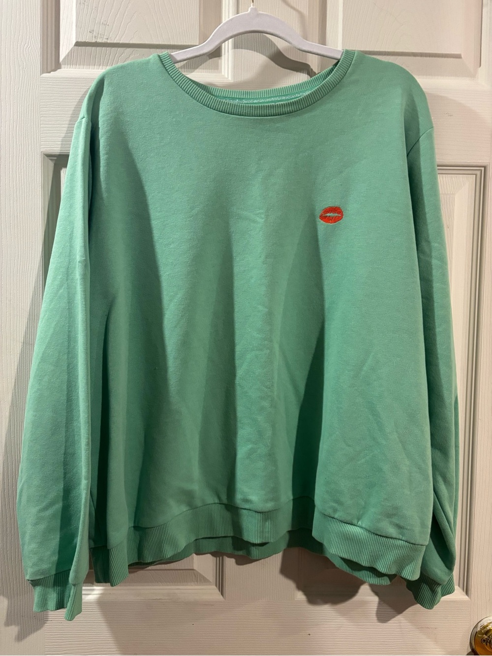 Mint Crewneck Sweater with Embroidered Lip Motif